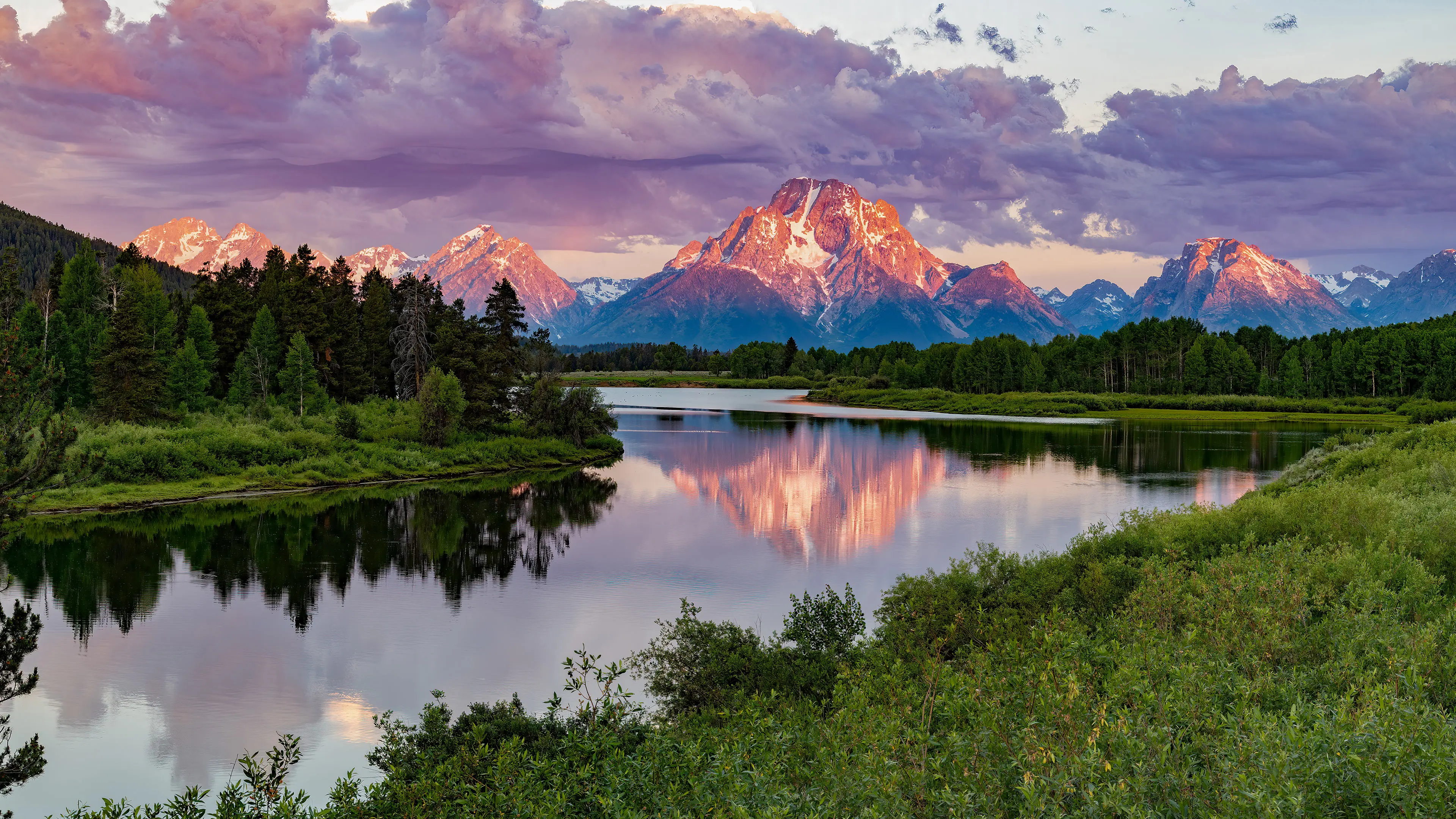 壮丽山河倒影 4k桌面风景壁纸 3840×2160 预览图