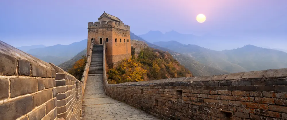 中国长城壮丽山峦晨光壁纸 3840×1600