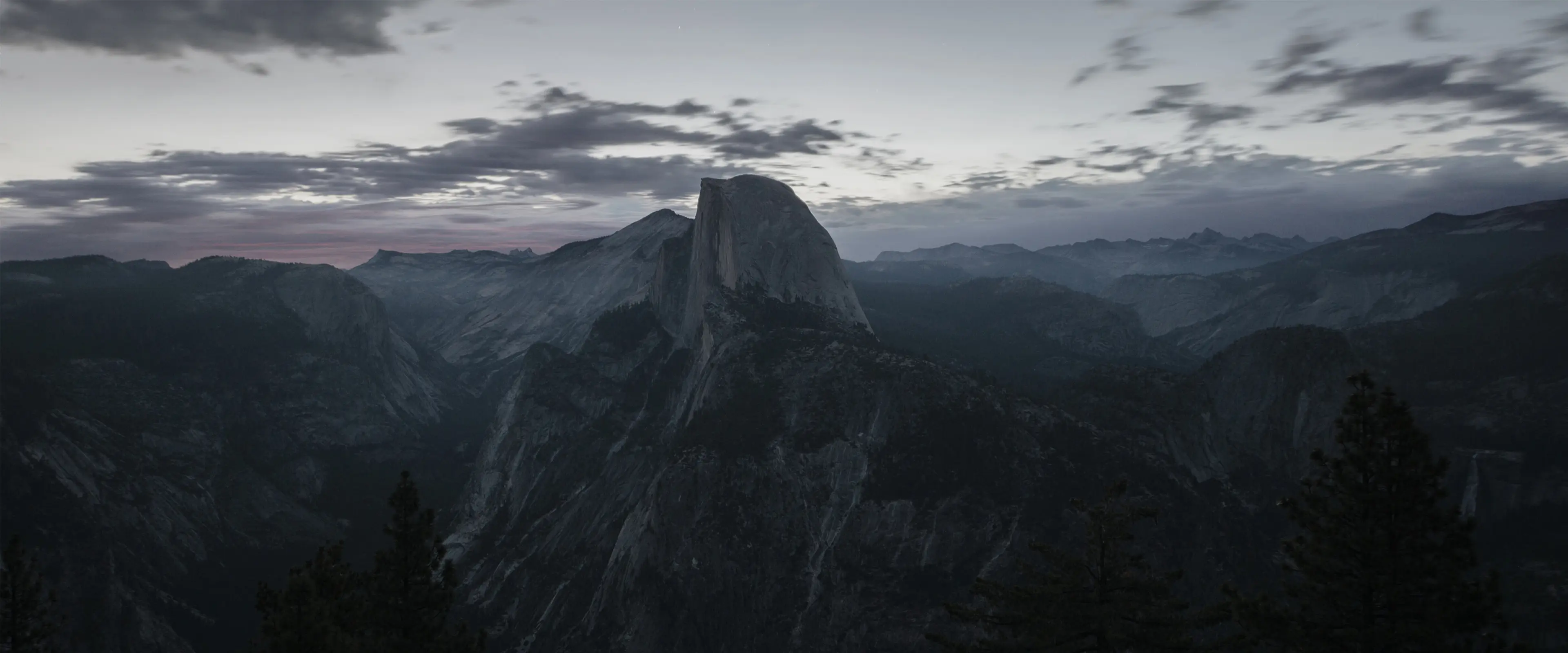 暮色山峦壮丽风光壁纸 3840×1600 预览图