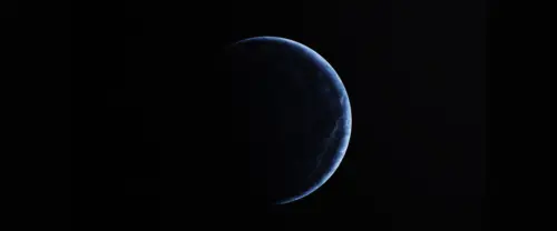 宁静宇宙中的蓝色星球壁纸 3840×1600 缩略图