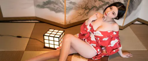 红衣美人灯下和风雅韵 3840×1600 缩略图