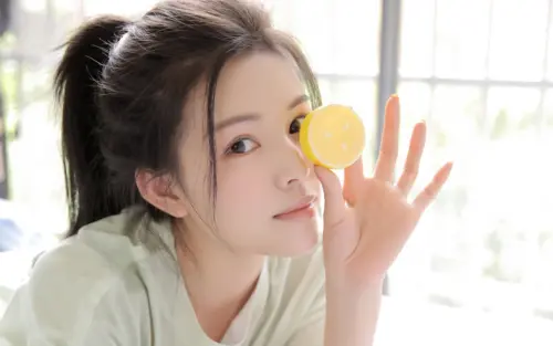 清新少女柠檬趣味写真壁纸 1920×1200 缩略图