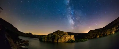 静谧湖畔璀璨星空夜景壁纸 3840×1600 缩略图