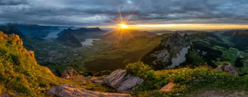 壮丽山峦日出风光 6143×2416 缩略图